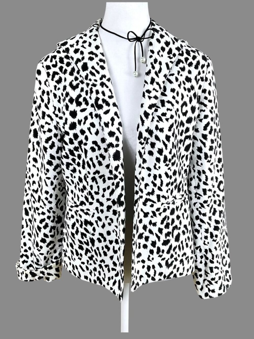Neiman Marcus Jacket Velvet White Leopard  (S)